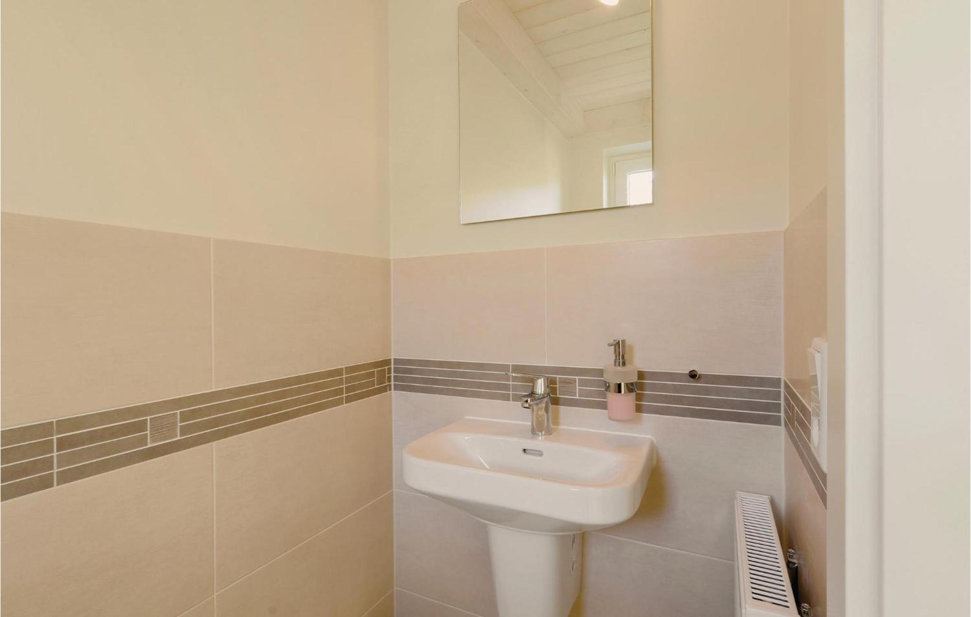 2 Bedroom Amazing Home In Dagebüll Kültér fotó
